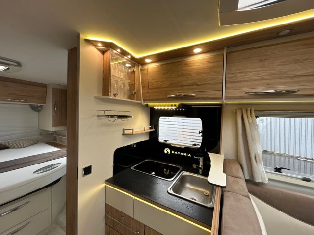Bavaria Tren-D T700C Class - Photo 7