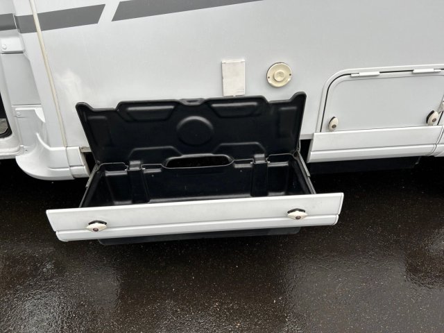 Bavaria Tren-D T700C Class - Photo 12