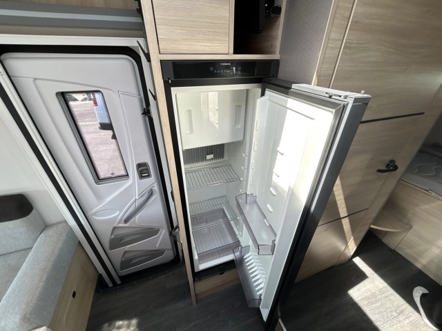 Challenger 380 Start Edition 170CH - Photo 46