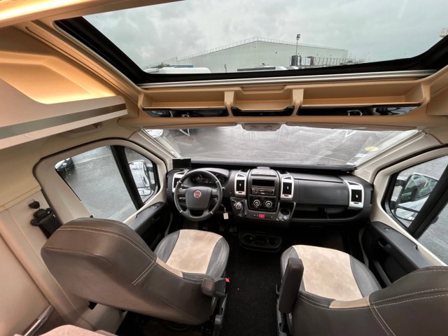 Challenger V217 Premium - Photo 3