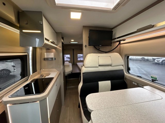 Challenger V217 Premium - Photo 6