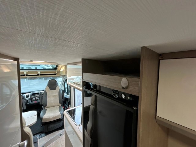 Challenger V217 Premium - Photo 8