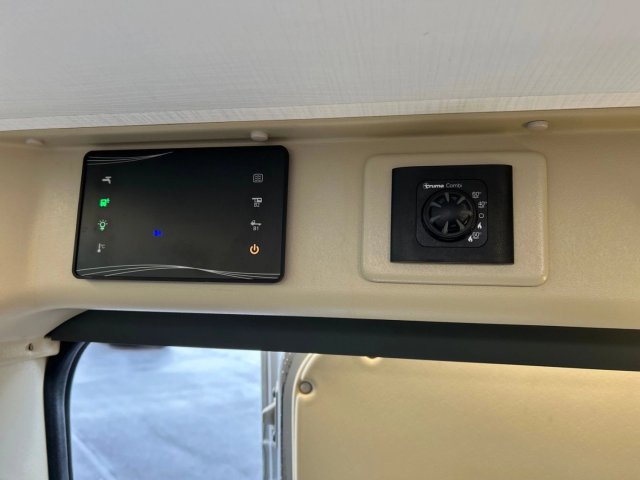 Challenger V217 Premium - Photo 12