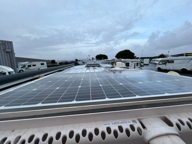 Challenger V217 Premium - Photo 16