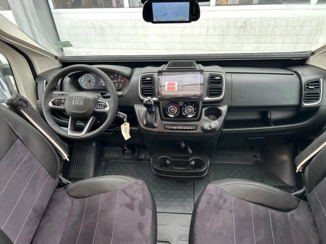 Font Vendome Leader Camp Elegance - Photo 3