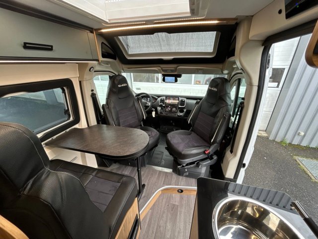 Font Vendome Leader Camp Elegance - Photo 5