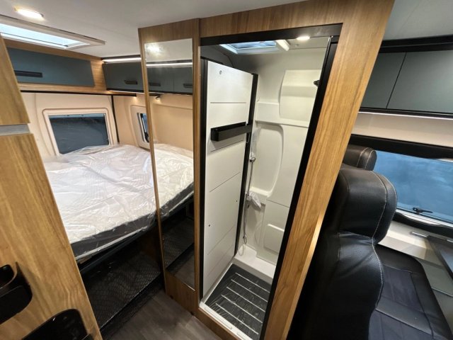 Font Vendome Leader Camp Elegance - Photo 14