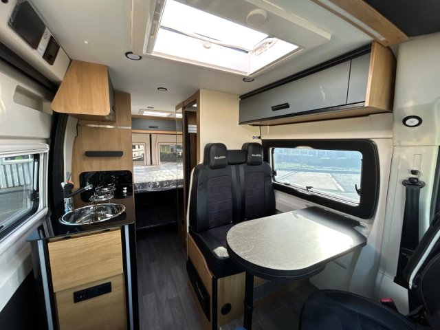 Font Vendome Leader Camp Elegance - Photo 6