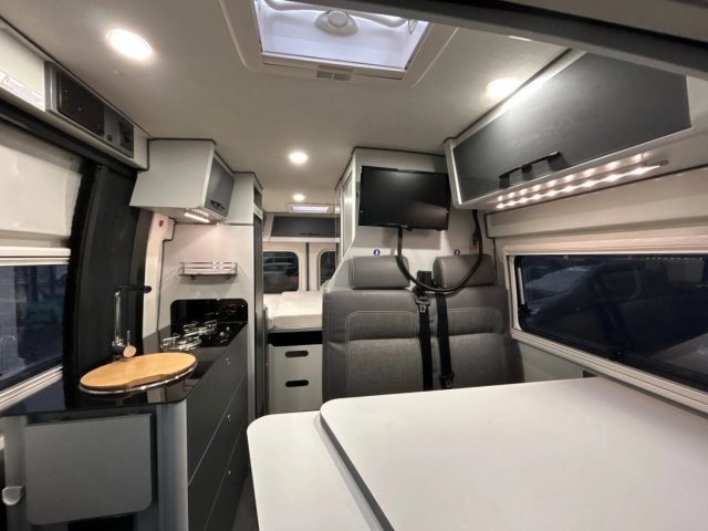 Font Vendome Leader Van EVASION - Photo 6