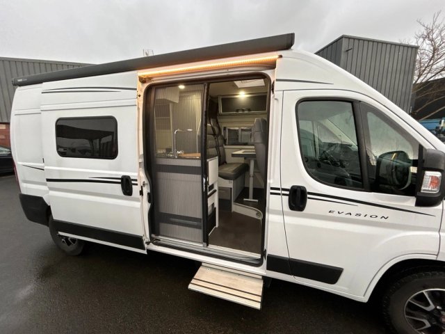 Font Vendome Leader Van EVASION - Photo 8