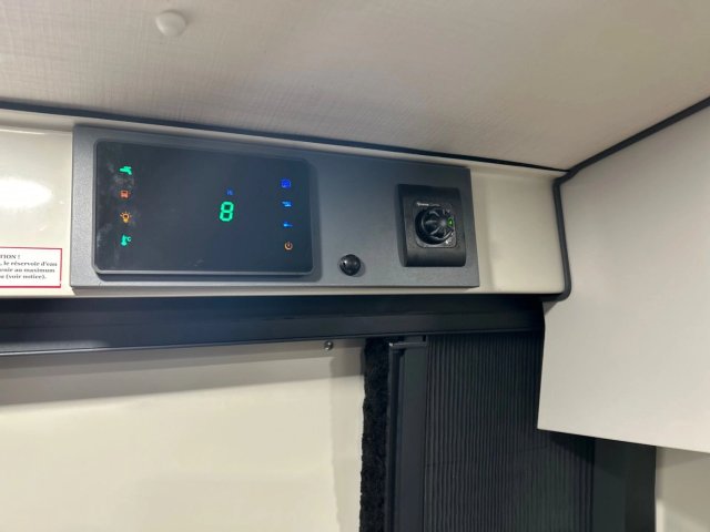 Font Vendome Leader Van EVASION - Photo 9