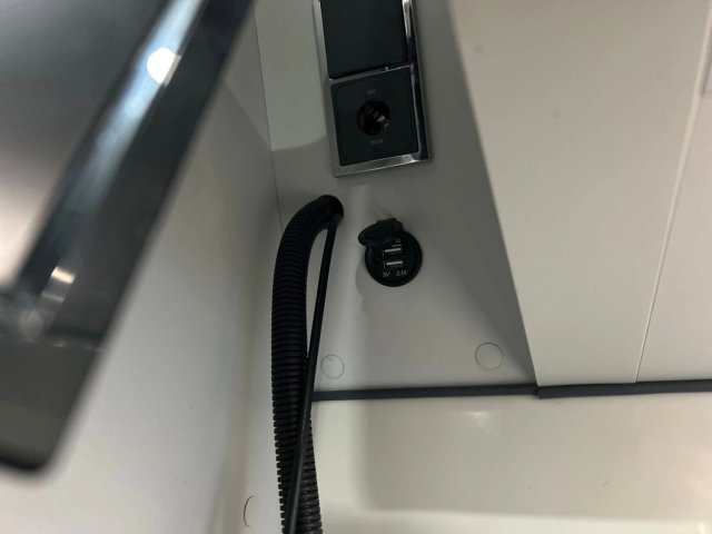 Font Vendome Leader Van EVASION - Photo 16