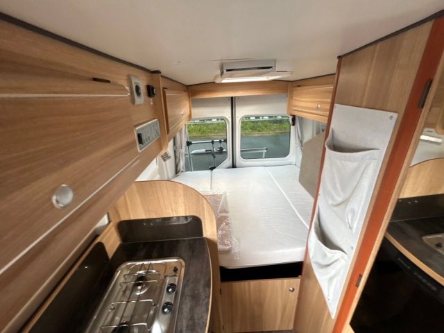 Font Vendome Master Van - Photo 9