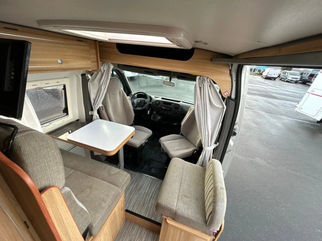 Font Vendome Master Van - Photo 11