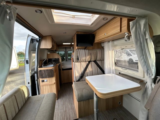 Font Vendome Master Van - Photo 13