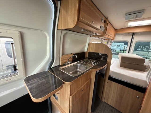 Font Vendome Master Van - Photo 15