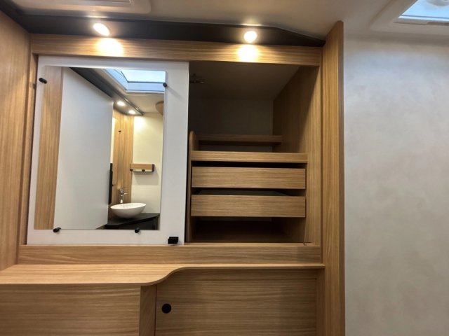 Pilote P 690 D Evidence - Photo 35