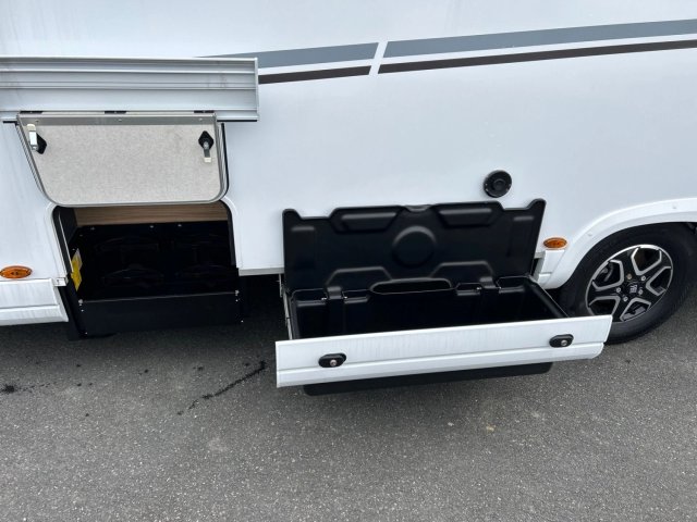 Pilote P 690 D Evidence - Photo 45