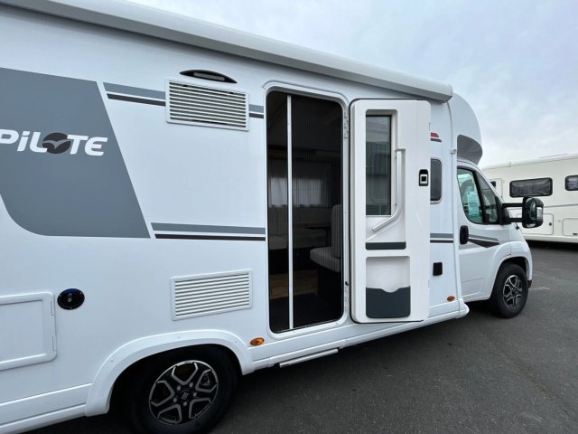 Pilote P 690 D Evidence - Photo 46