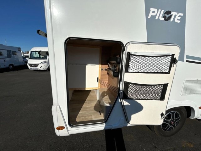 Pilote P 696 D Expression - Photo 27