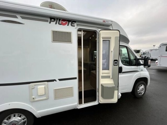 Pilote P 700 C Essentiel - Photo 17