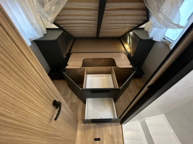 Pilote P 720 FC Evidence - Photo 10