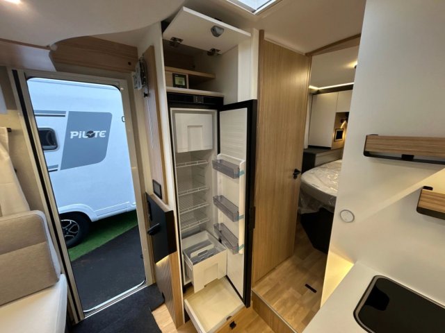 Pilote P 720 FC Evidence - Photo 16