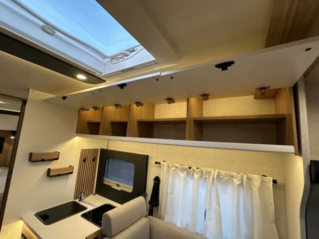 Pilote P 720 FC Expression - Photo 21