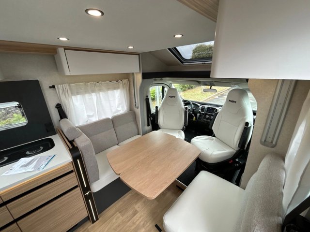 Pilote P 740 FC Evidence - Photo 5