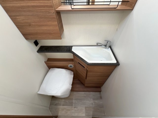 Pilote P 746 FGJ Evidence Plus + - Photo 6