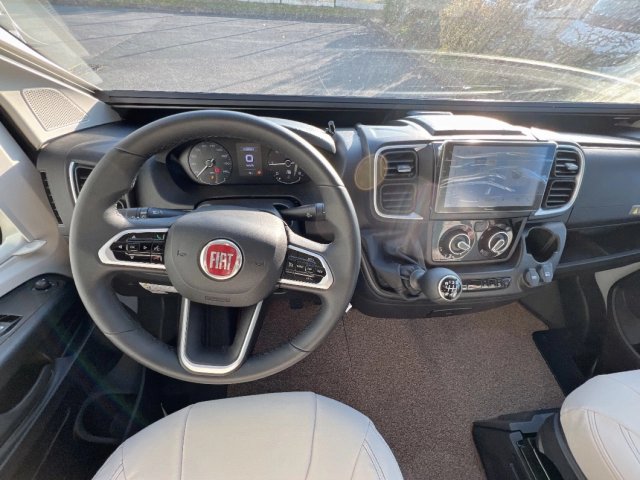 Pilote P 746 FGJ Evidence Plus + - Photo 9