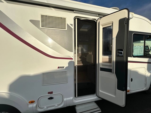 Rapido 8096 DF Ultimate Line SERIE 80 - Photo 25