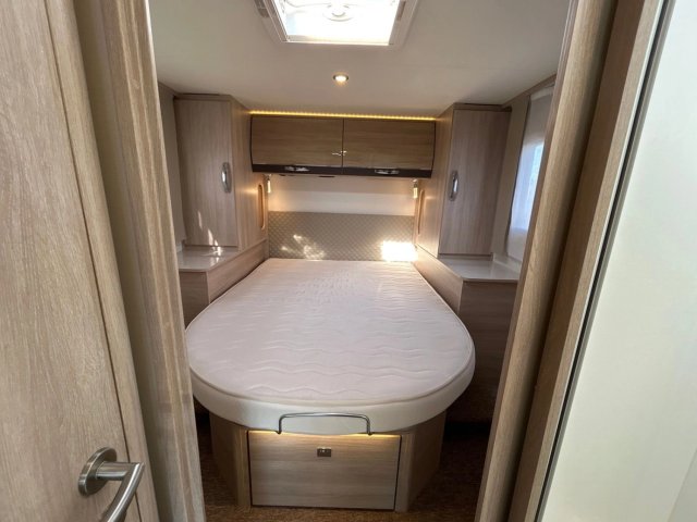 Rapido 890 F SERIE 8 - Photo 4