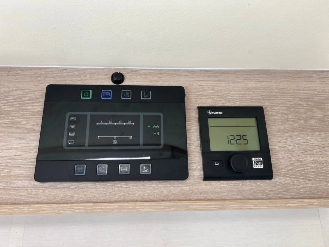 Rapido 890 F SERIE 8 - Photo 16