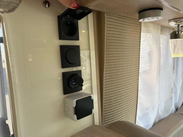 Rapido 890 F SERIE 8 - Photo 19