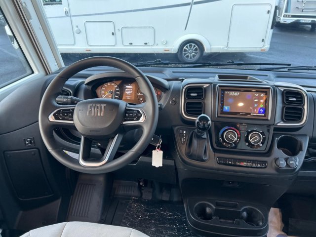 Rapido 896 F SERIE 8 - Photo 3