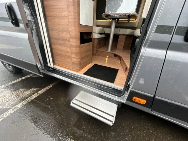 Rapido Van V65 XL VANS - Photo 8