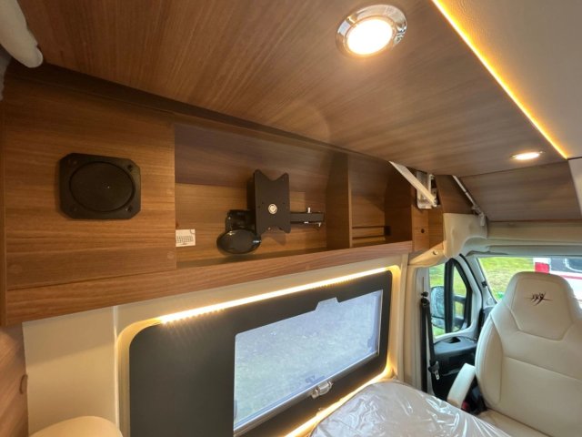 Rapido Van V65 XL VANS - Photo 11