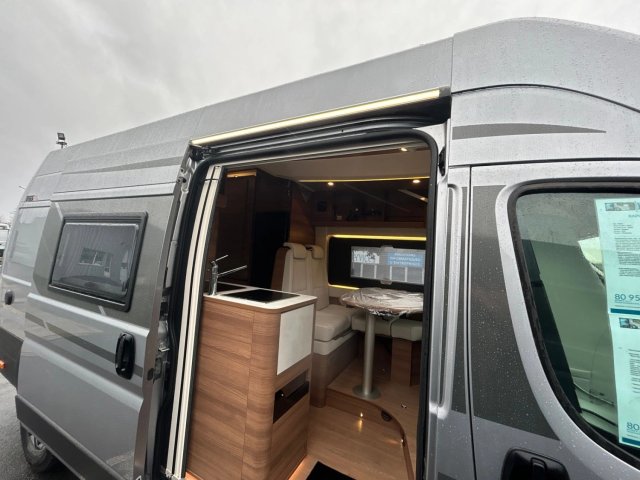 Rapido Van V65 XL VANS - Photo 12