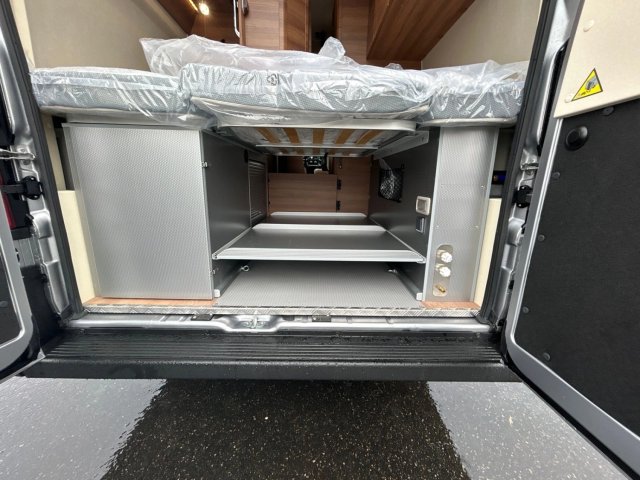 Rapido Van V65 XL VANS - Photo 16