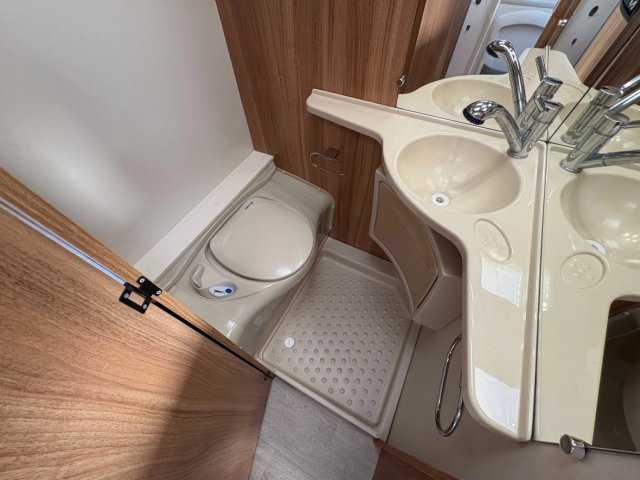 Caravelair Ambiance Style 400 ANTARES - Photo 12