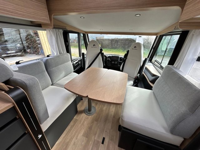 Bavaria Initial I740FC Nomade - Photo 5