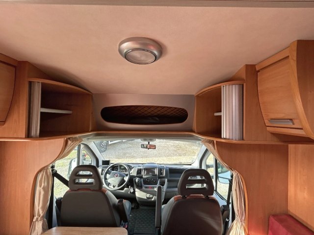 Bavaria T 72 ST - Photo 9