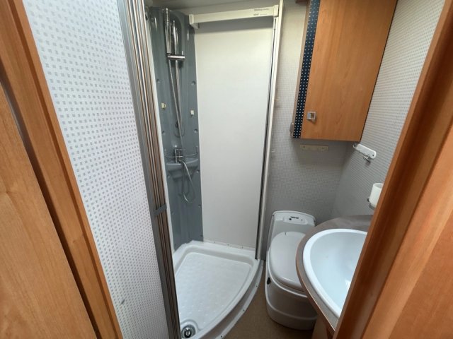 Bavaria T 72 ST - Photo 15