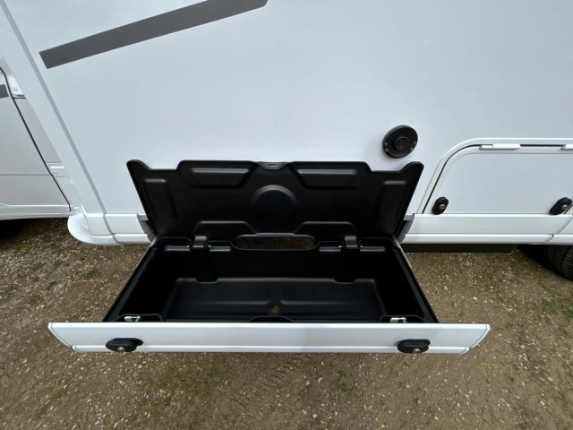 Bavaria T720FC Intense - Photo 11