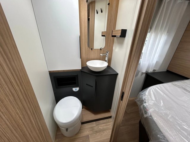 Bavaria T720FC Intense - Photo 13