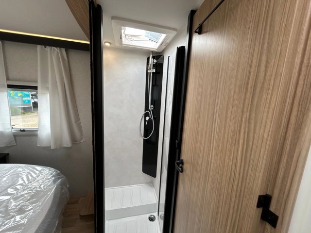 Bavaria T720FC Intense - Photo 14