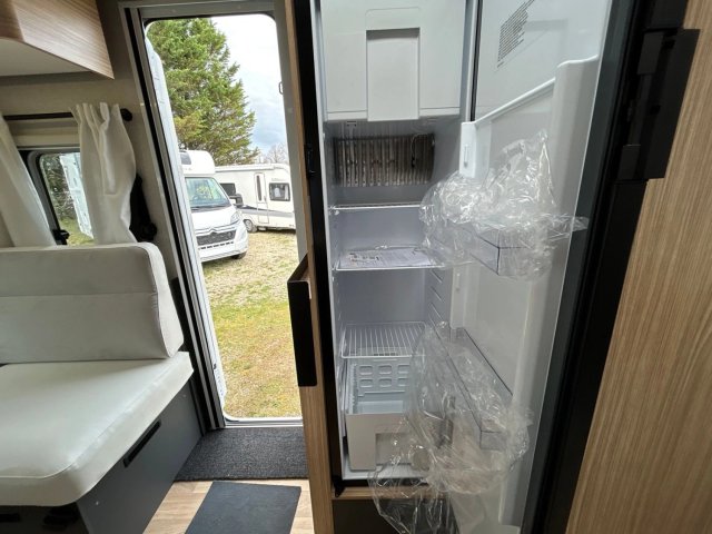 Bavaria T720FC Intense - Photo 15