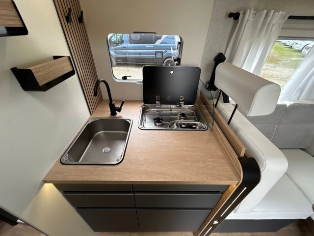 Bavaria T720FC Intense - Photo 17