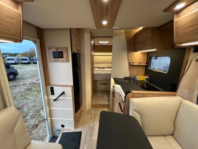 Bavaria Tren-D T746FC Style - Photo 6